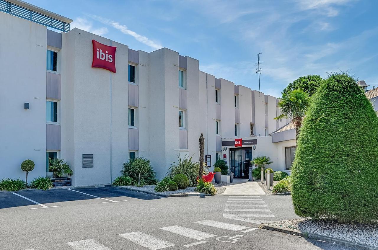 Ibis Salon De Provence Hotel Exterior photo