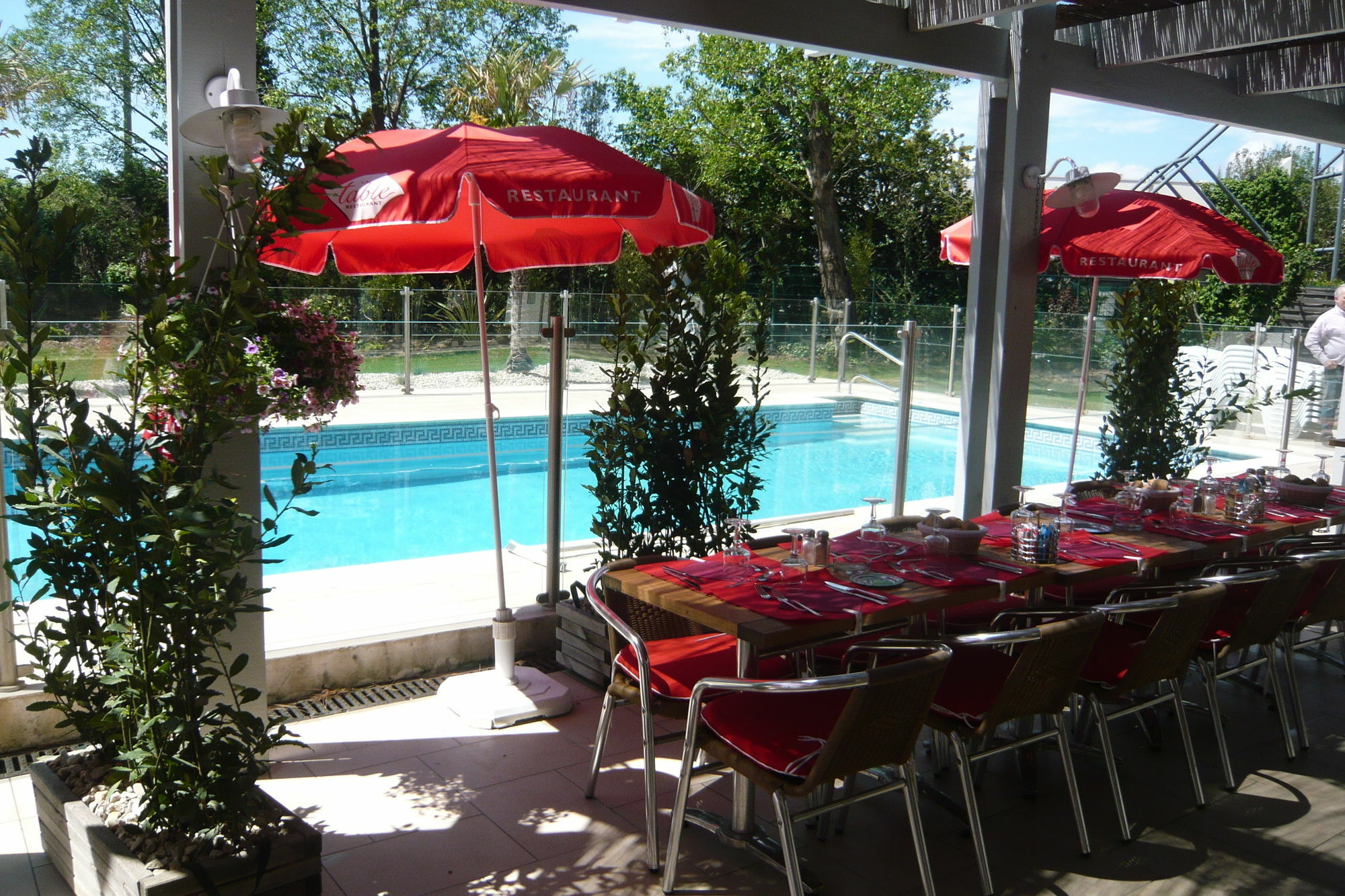 Ibis Salon De Provence Hotel Exterior photo